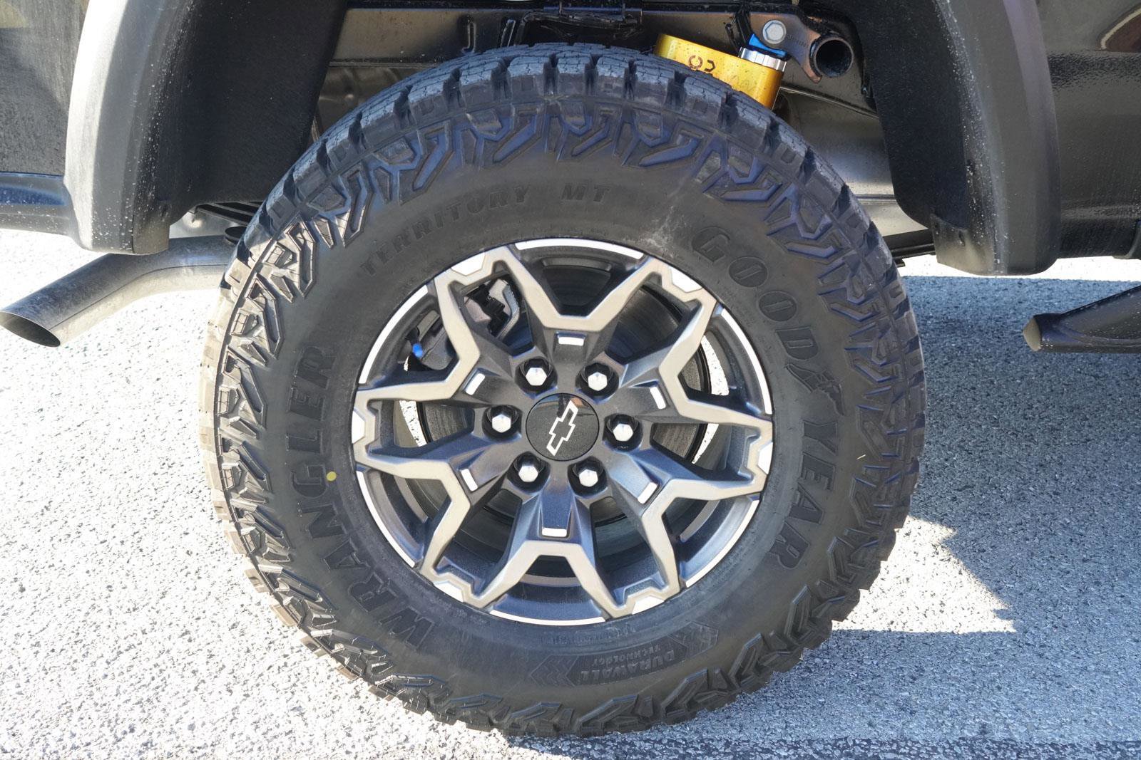New 2026 Chevrolet Colorado ZR2 w/ Technology Package image 12
