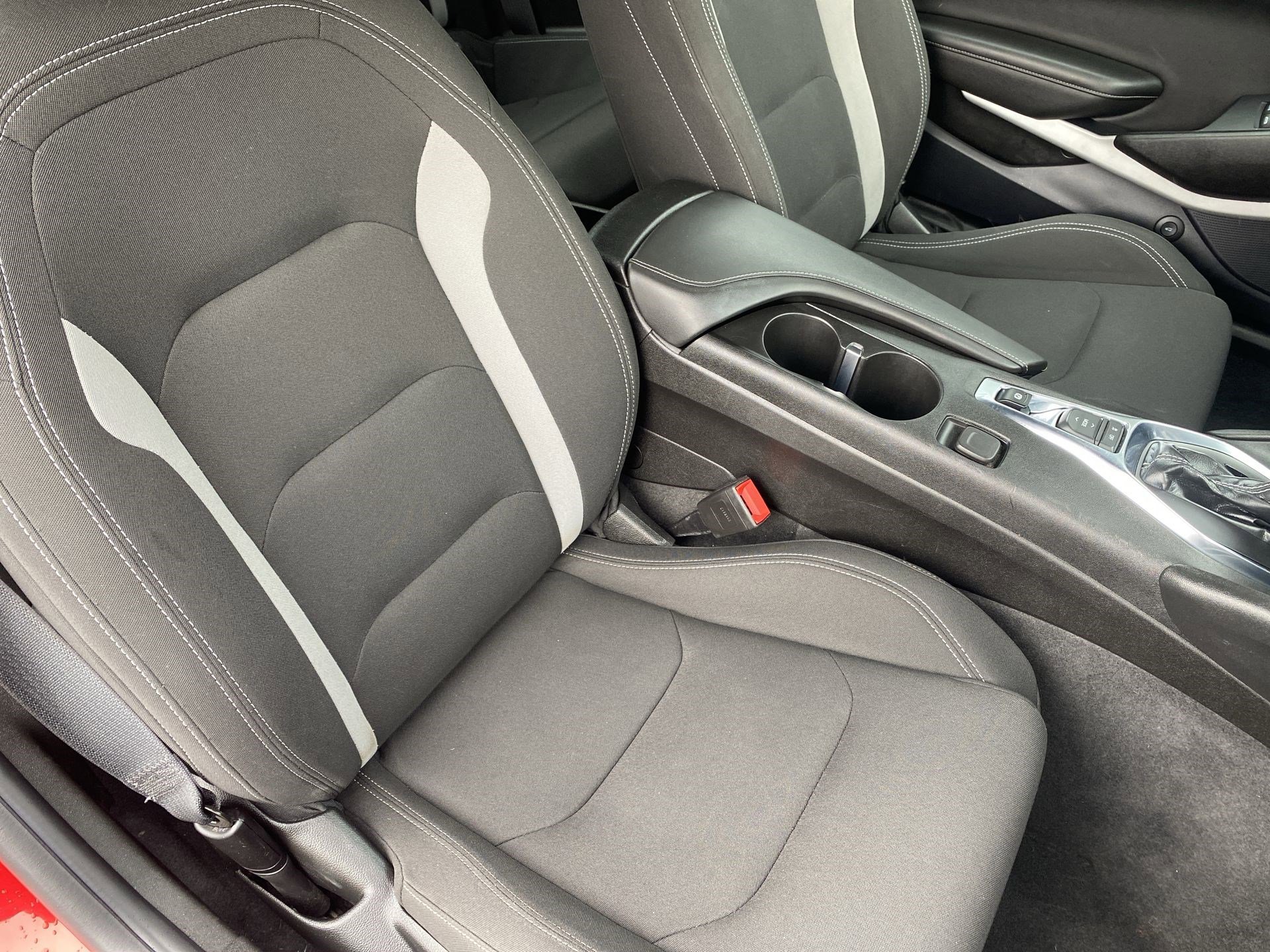 Used 2023 Chevrolet Camaro LT image 29