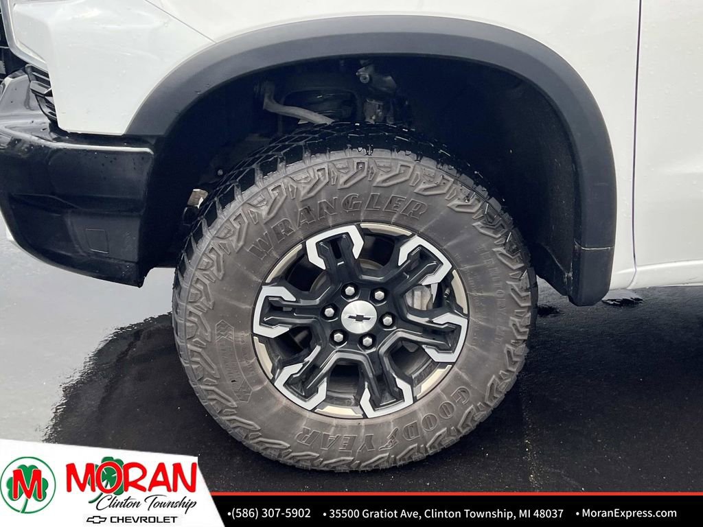 Certified 2023 Chevrolet Silverado 1500 ZR2 w/ Technology Package image 9