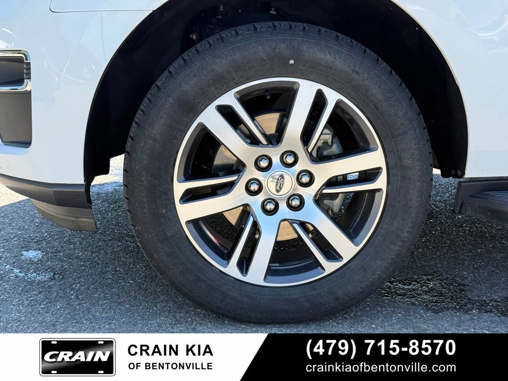 Used 2024 Ford Expedition Limited AWD/4WD image 31