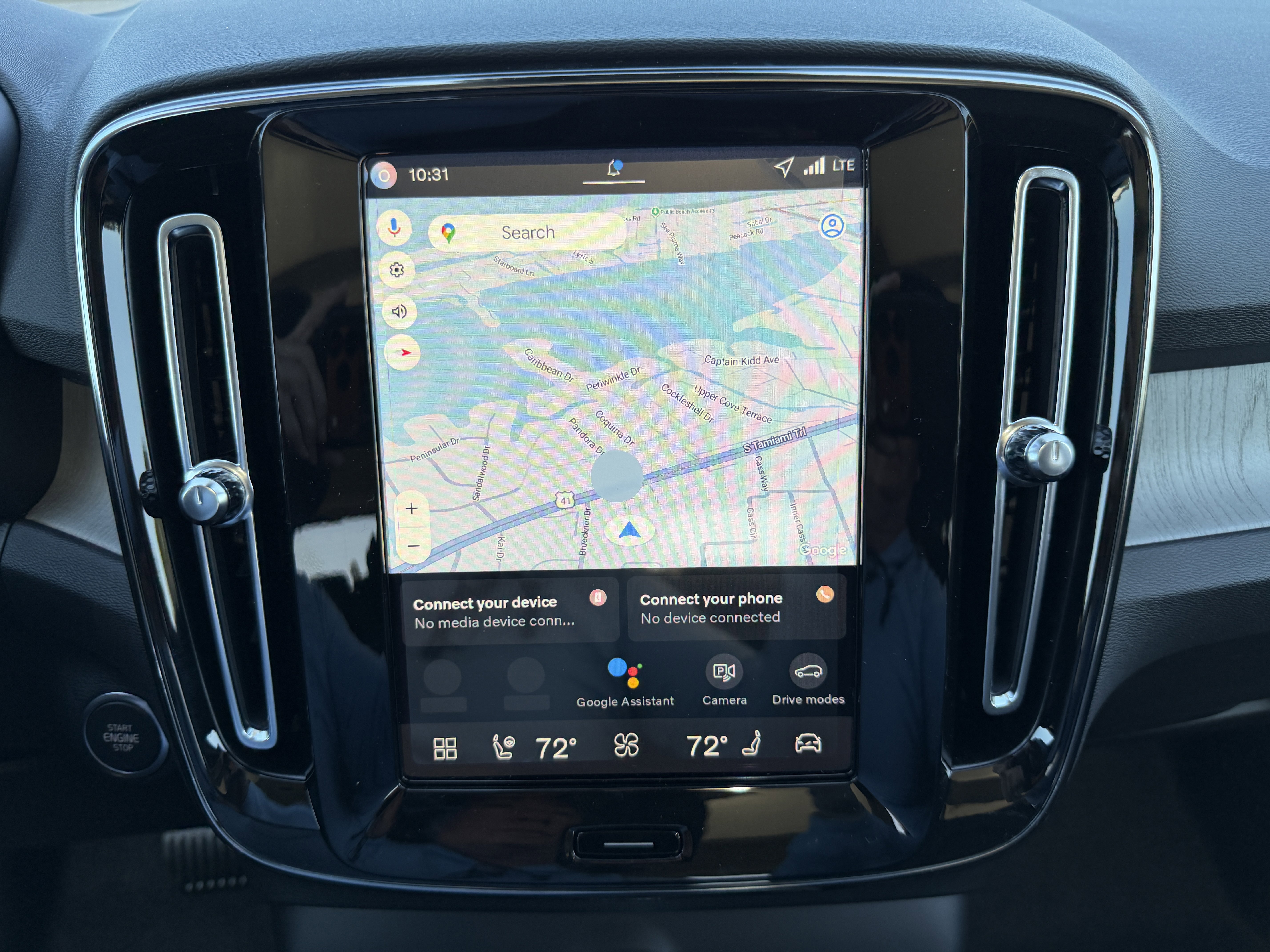 New 2026 Volvo XC40 B5 Core w/ Protection Package image 21