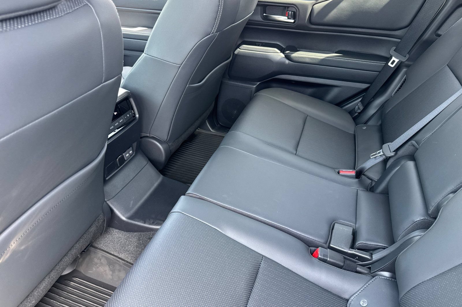 New 2027 Toyota Land Cruiser AWD/4WD image 13