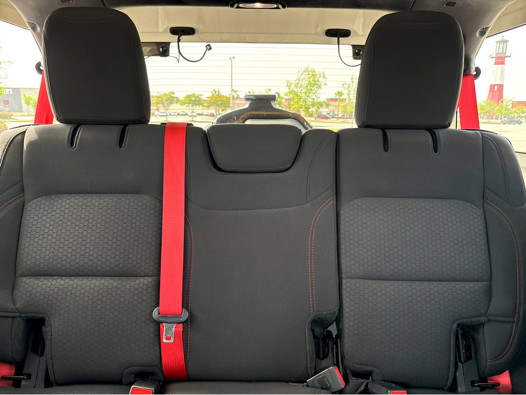 Used 2020 Jeep Wrangler Unlimited Rubicon w/ Quick Order Package 28Y Recon image 7