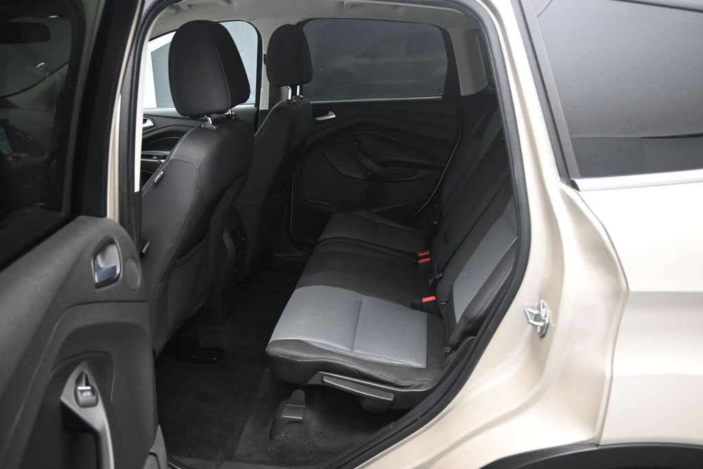 Certified 2017 Ford Escape SE w/ Equipment Group 201A FWD image 19