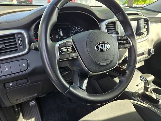 Used 2019 Kia Sorento LX w/ Option Group 020 AWD/4WD image 15