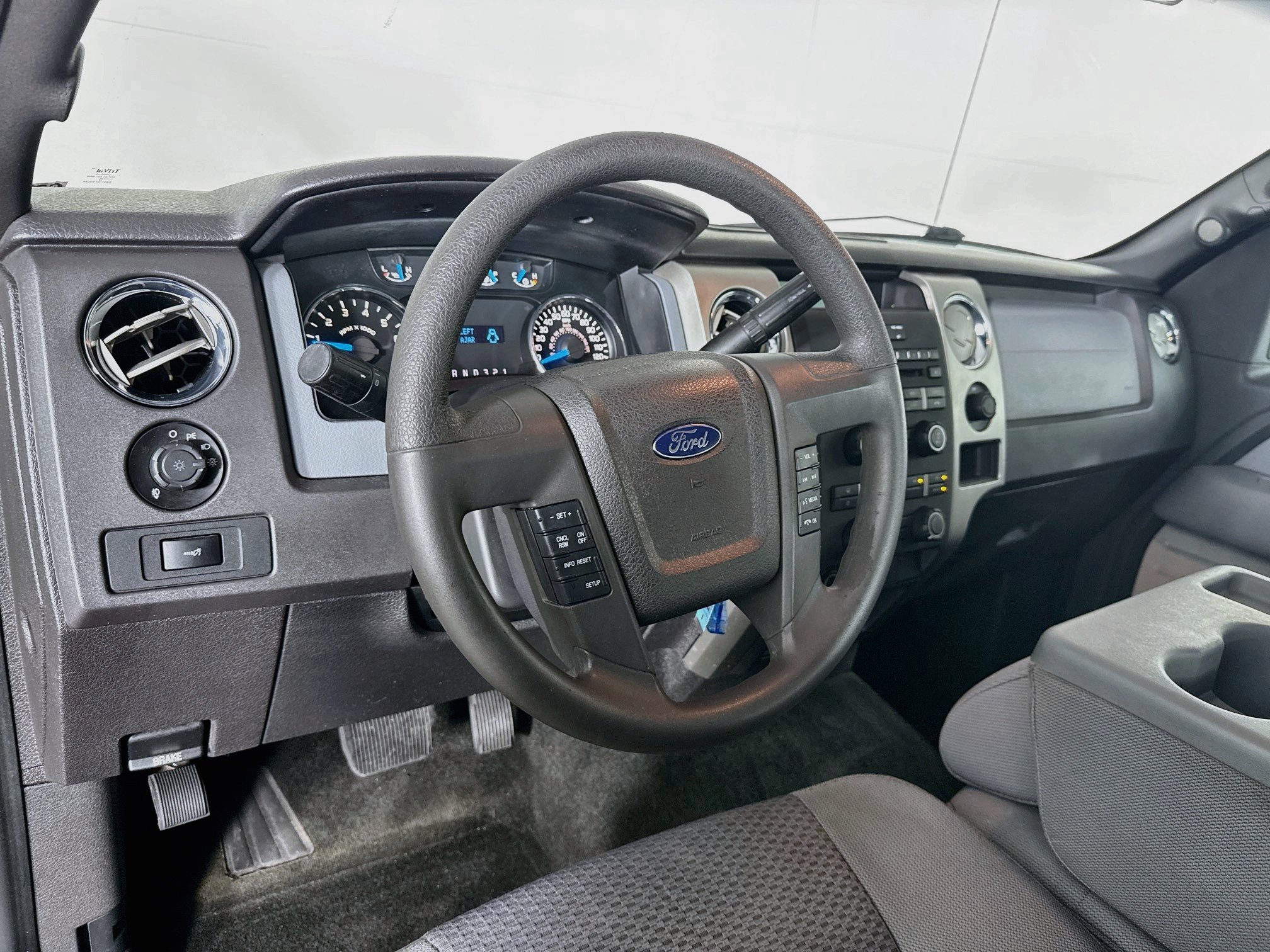 Used 2013 Ford F150 XLT RWD image 8