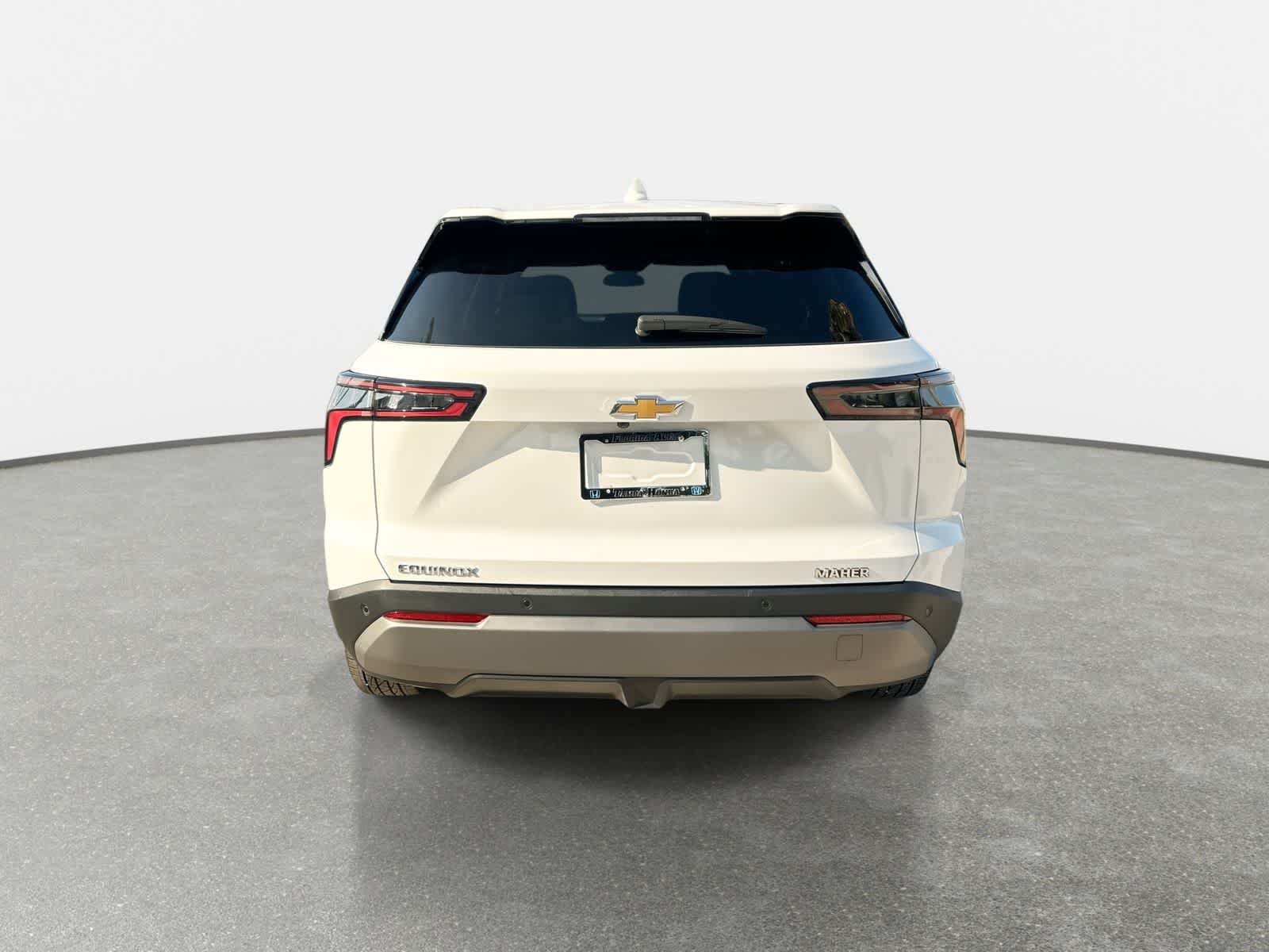 Used 2026 Chevrolet Equinox LT FWD image 7