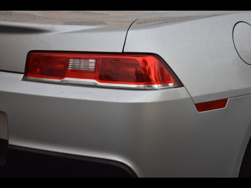 Used 2015 Chevrolet Camaro LS RWD image 42