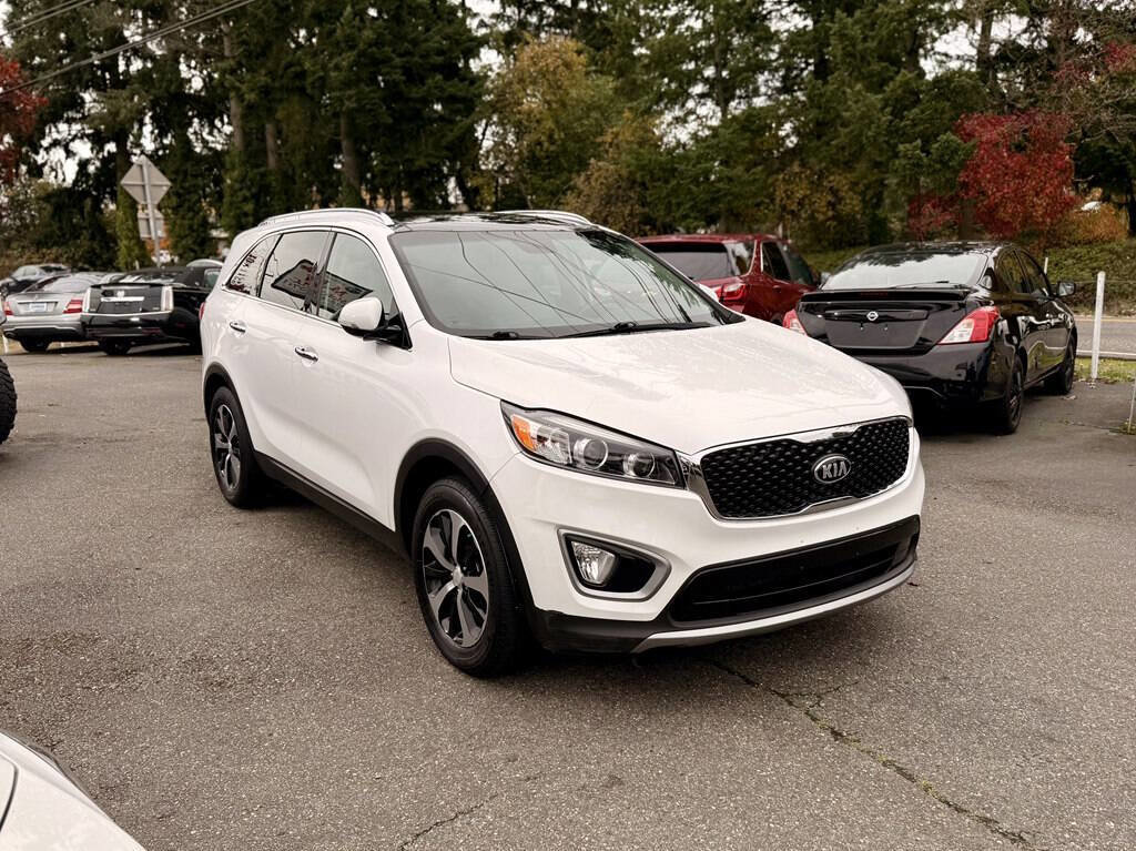 Used 2016 Kia Sorento EX w/ EX Touring Package image 8