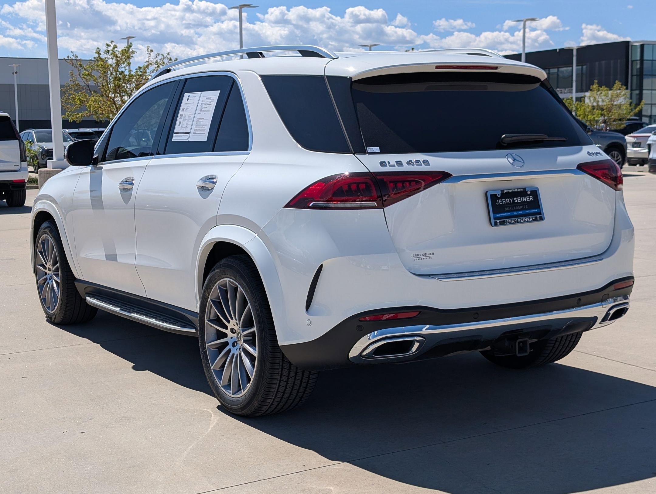 Used 2022 Mercedes-Benz GLE 450 4MATIC image 4