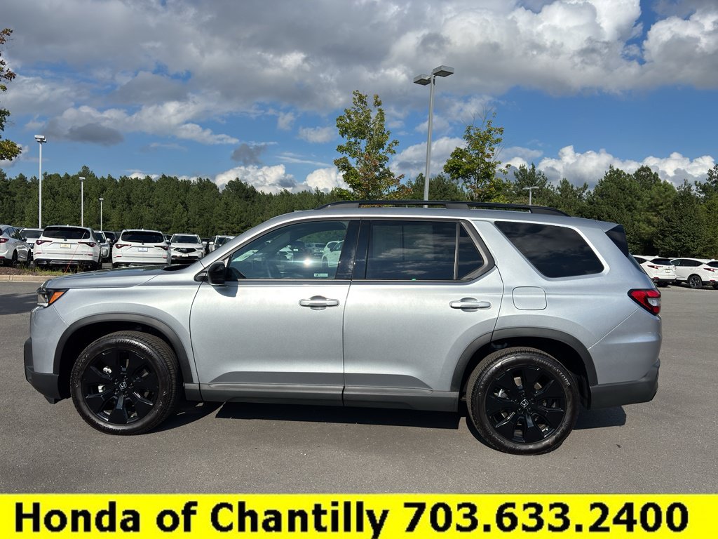 Certified 2026 Honda Pilot Black Edition image 4
