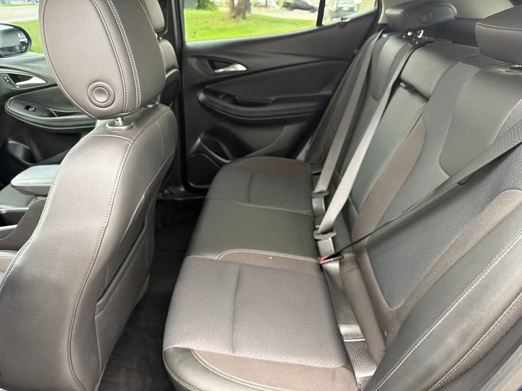 Used 2021 Buick Encore GX Select image 27