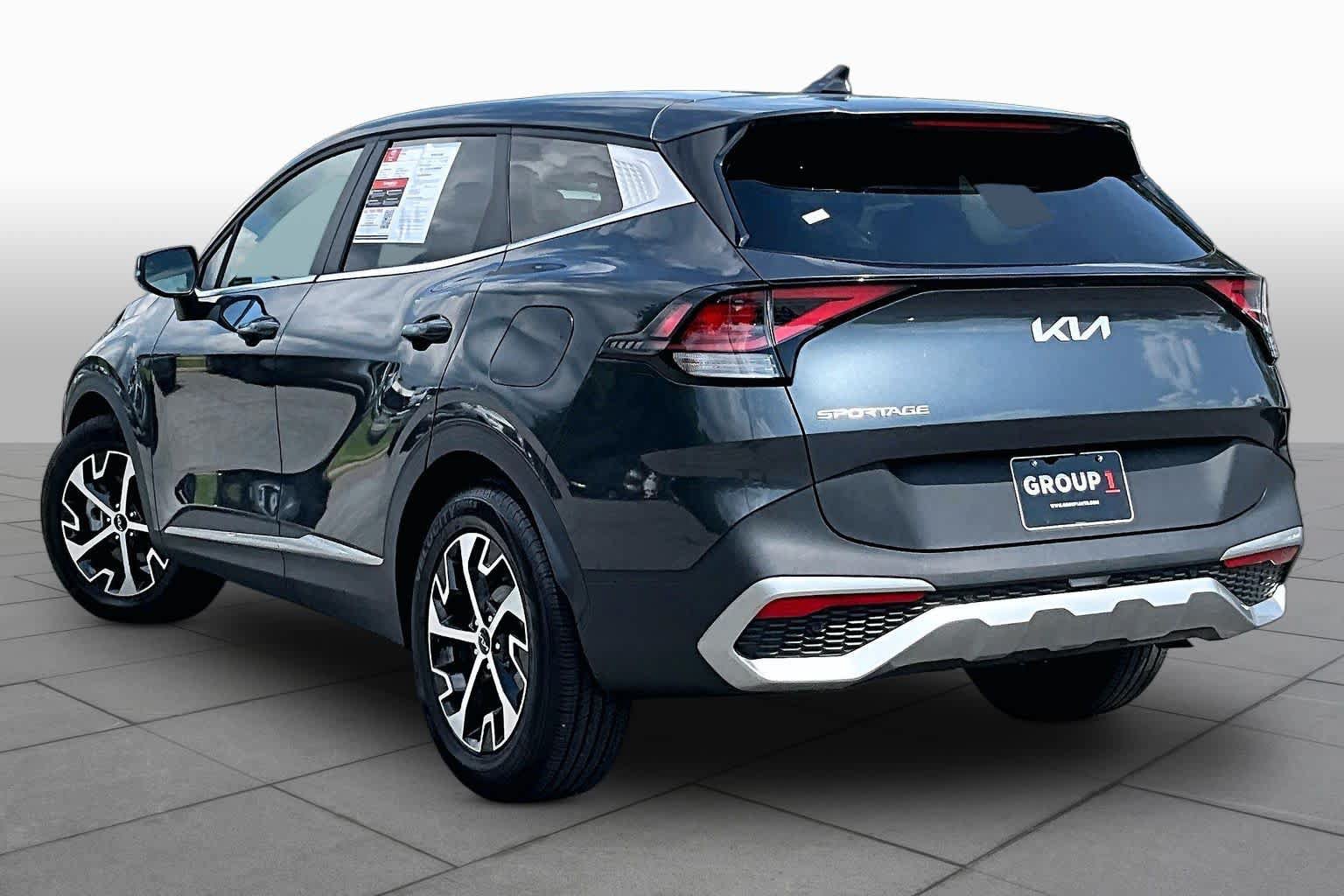 Used 2023 Kia Sportage EX FWD image 12