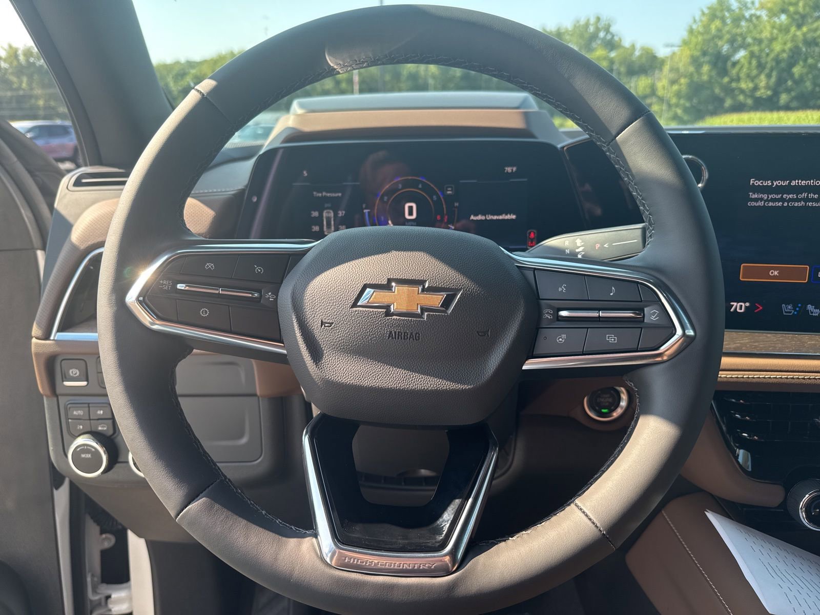 New 2025 Chevrolet Suburban High Country image 27