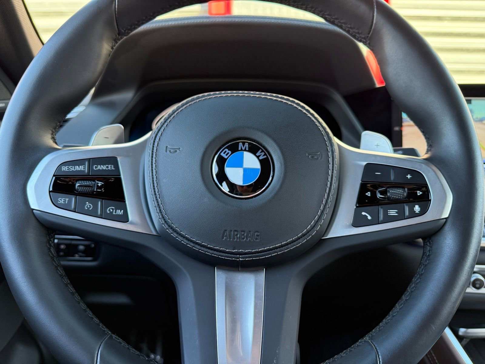 Used 2023 BMW X6 xDrive40i w/ M Sport Package image 20