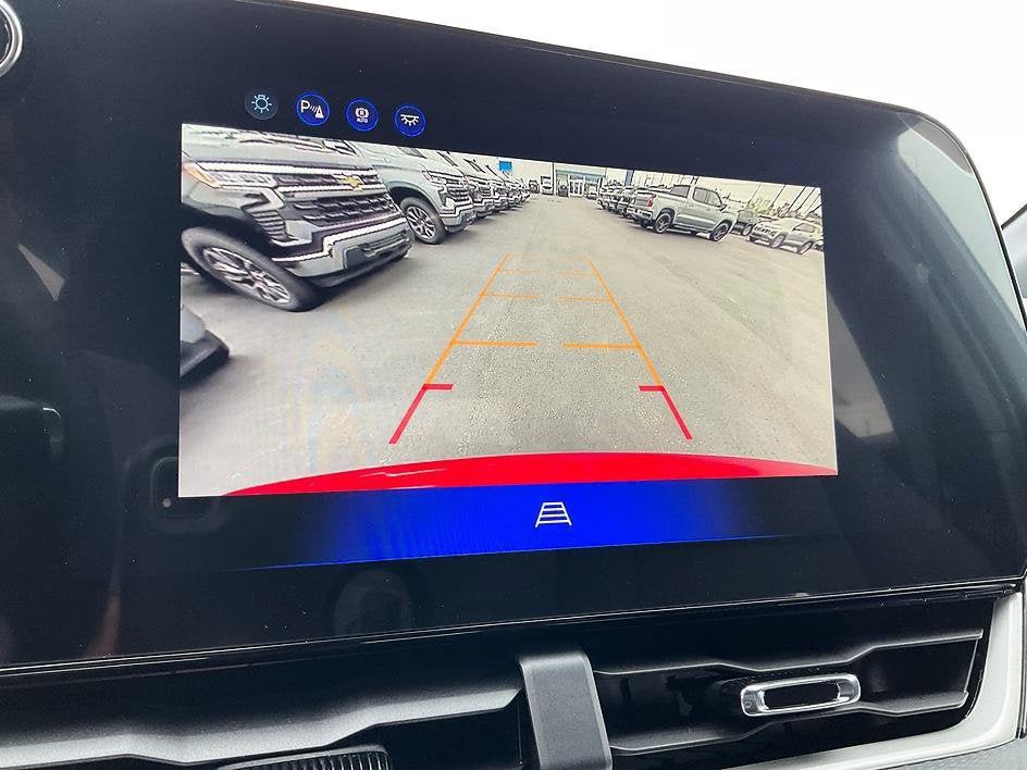 New 2027 Chevrolet Equinox LT w/ Midnight Edition FWD image 7