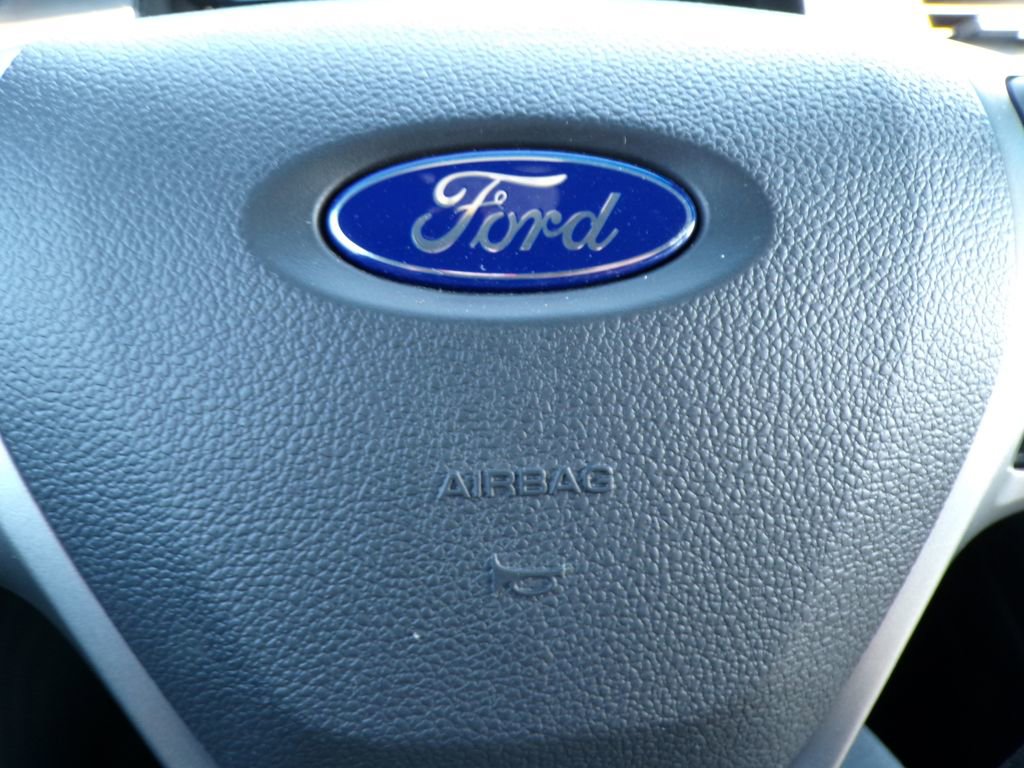 Used 2015 Ford Taurus SEL w/ Equipment Group 201A FWD image 33