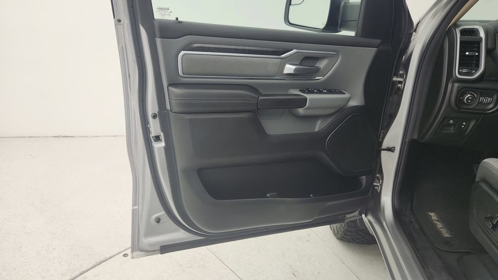 Used 2019 RAM 1500 Big Horn RWD image 35