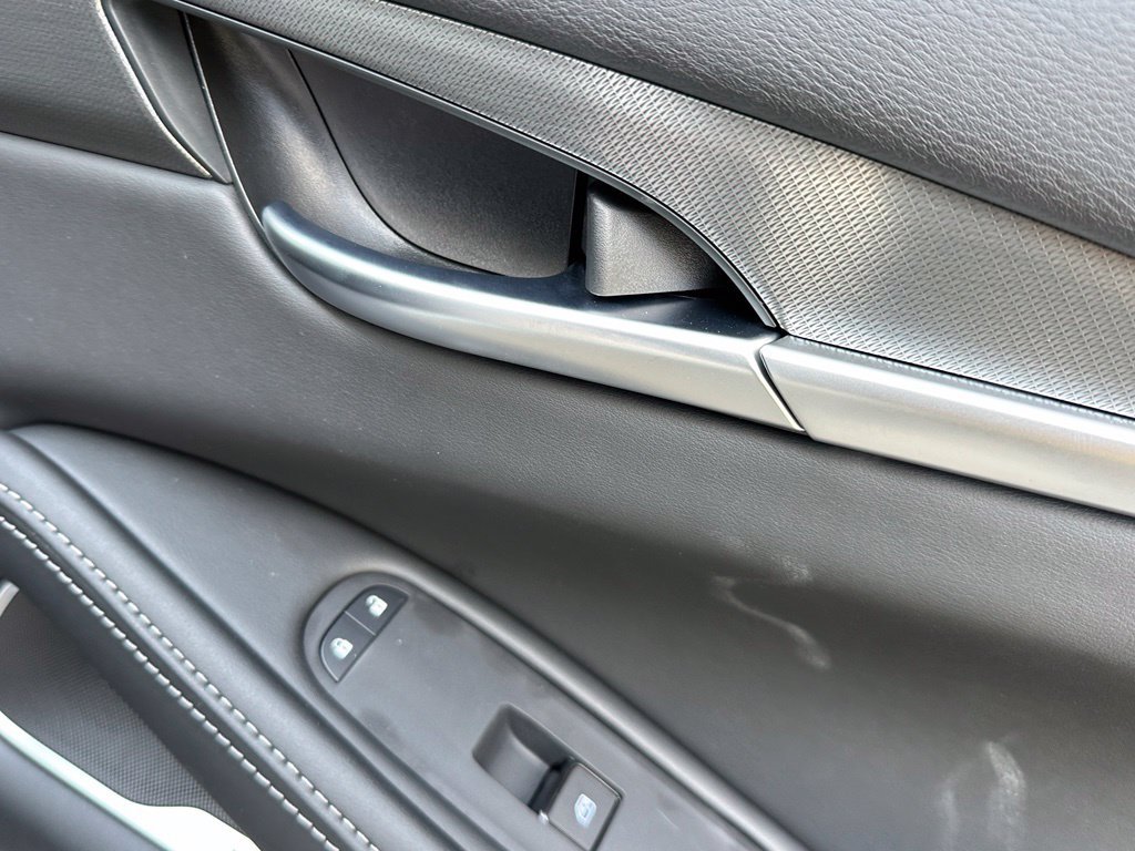 New 2027 INFINITI QX60 Luxe w/ Cargo Package FWD image 16