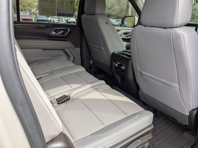 Used 2022 GMC Yukon XL SLE w/ Gmc Pro Safety Plus Package image 38