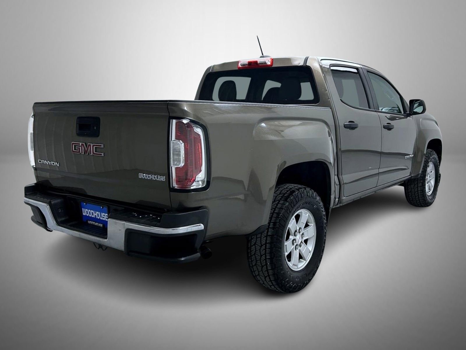 Used 2015 GMC Canyon 2WD Crew Cab w/ Convenience Package image 5