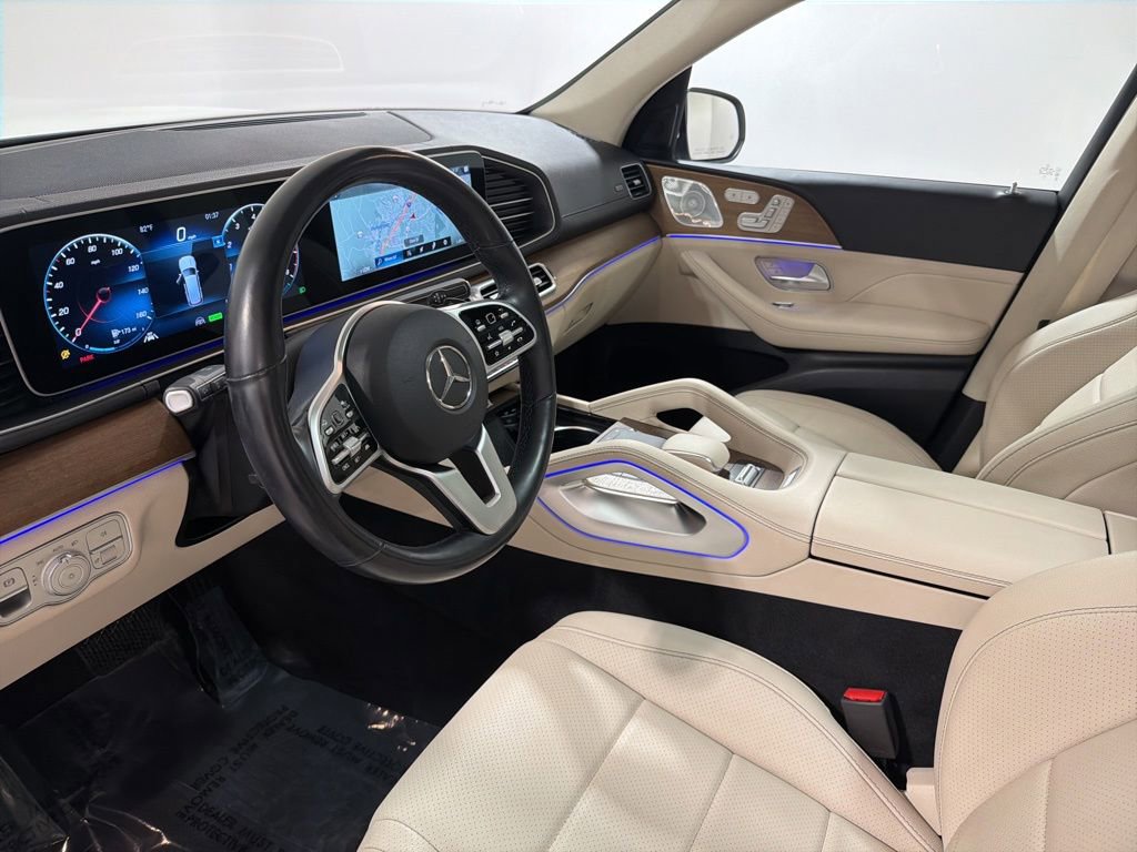 Used 2021 Mercedes-Benz GLS 450 4MATIC image 10