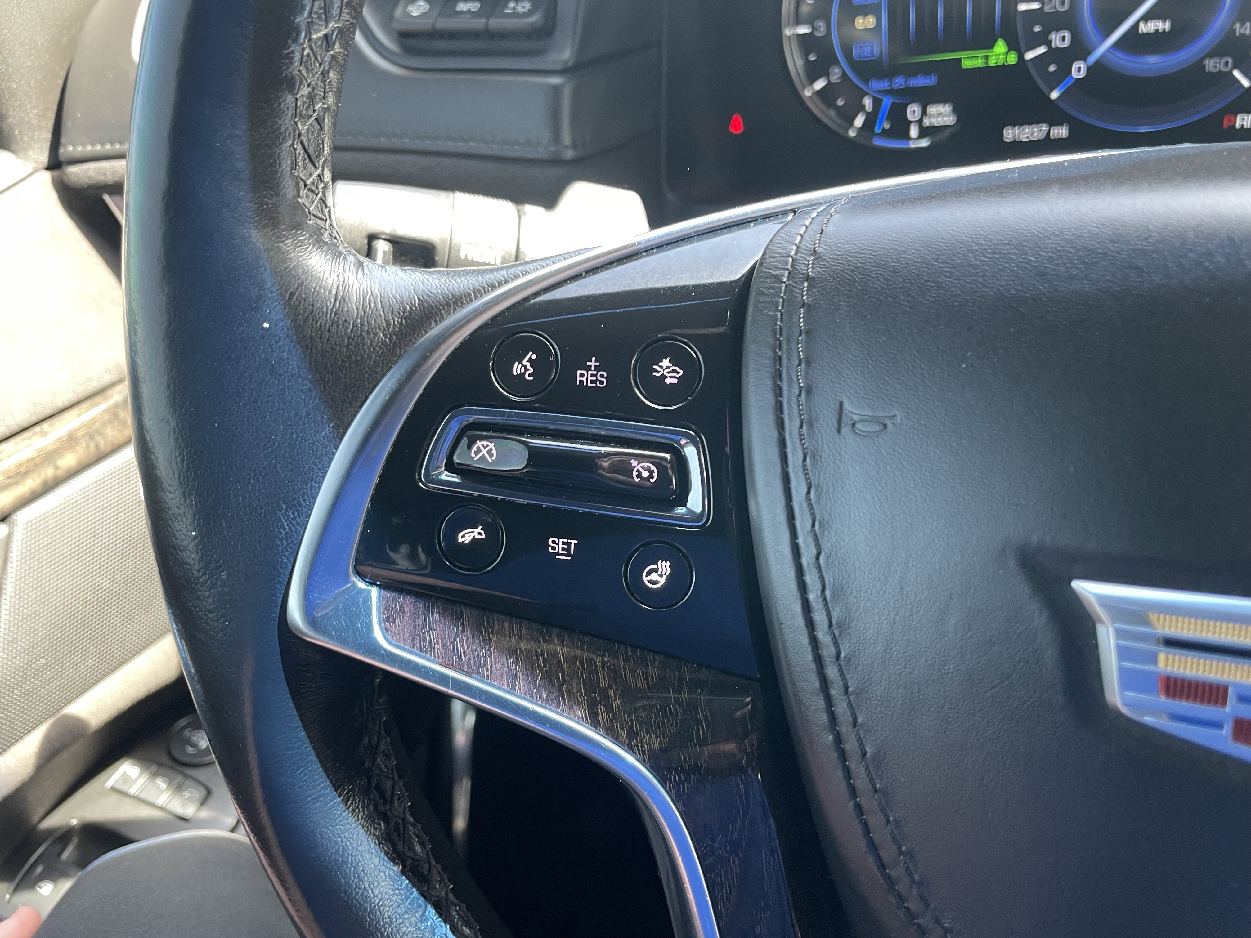 Used 2016 Cadillac Escalade Platinum image 15