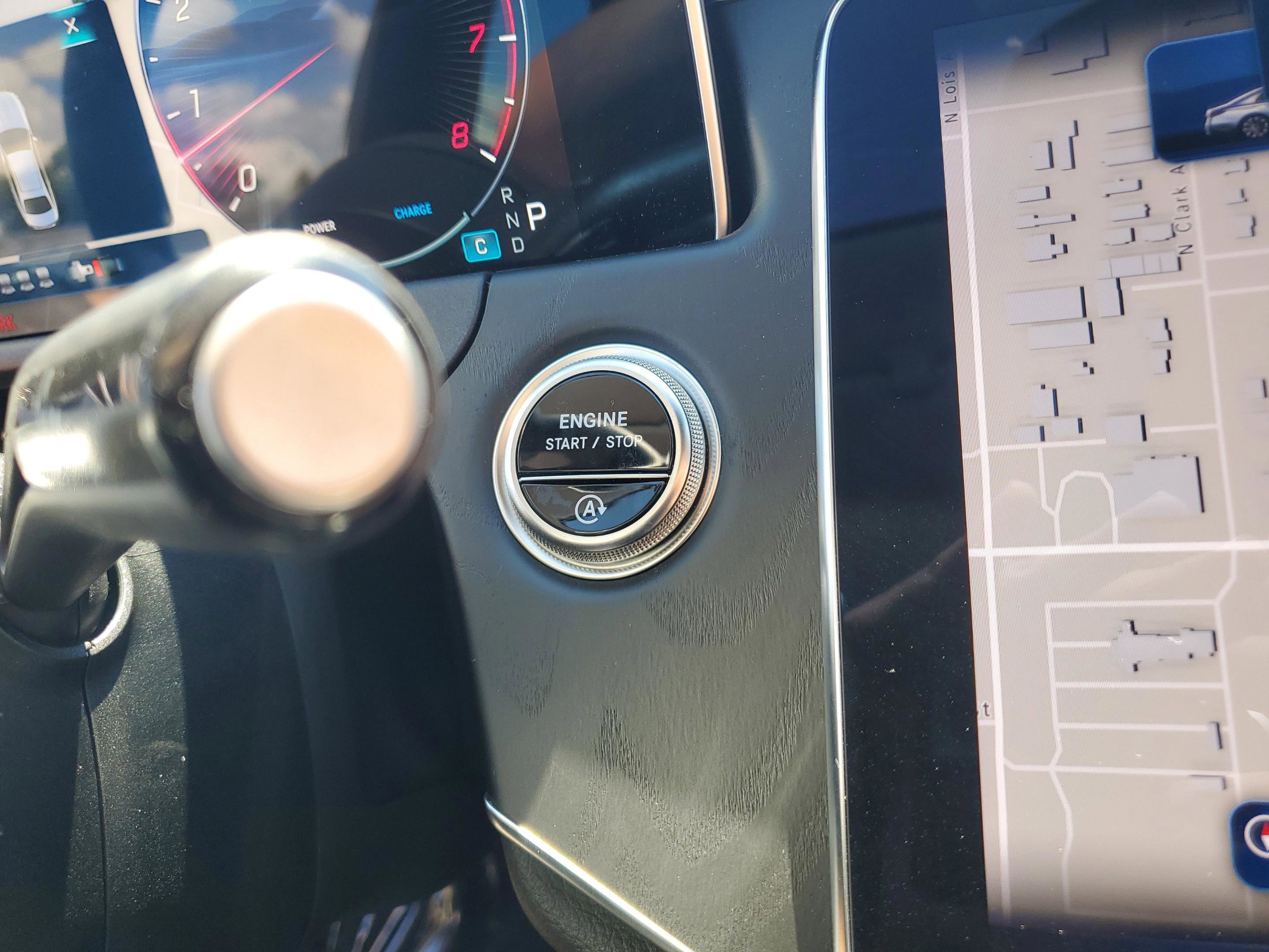 Certified 2025 Mercedes-Benz E 350 4MATIC Sedan image 28