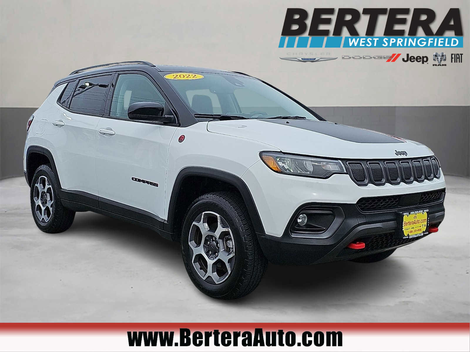 Used 2022 Jeep Compass Trailhawk w/ Sun and Sound Group image 1