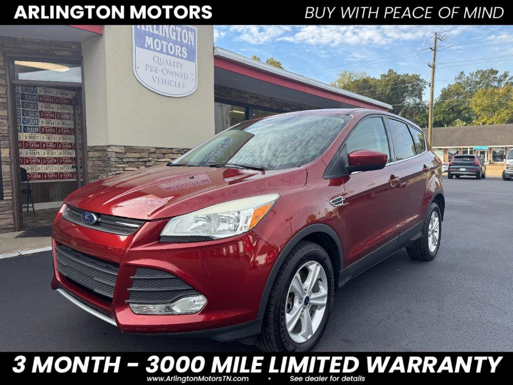 Used 2015 Ford Escape SE image 2