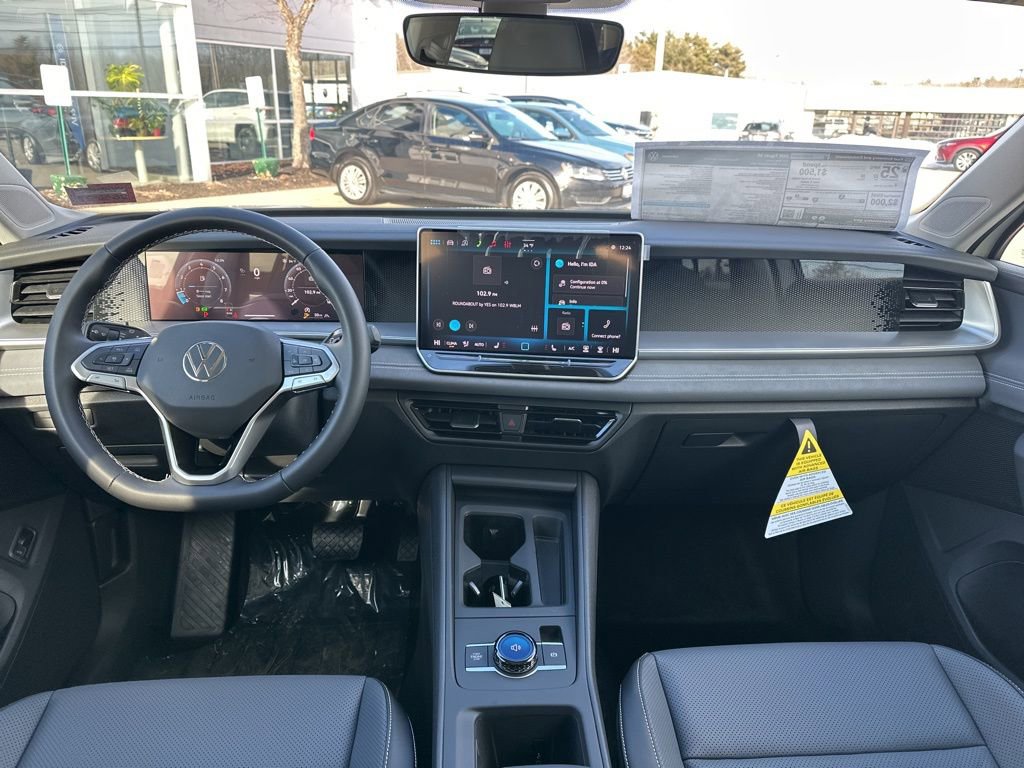 New 2026 Volkswagen Tiguan SE image 12