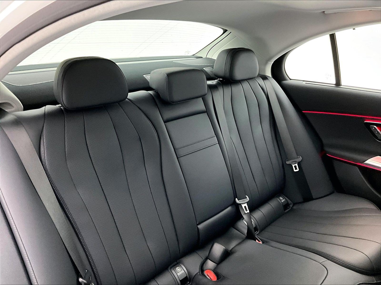 New 2026 Mercedes-Benz E 450 4MATIC Sedan image 14