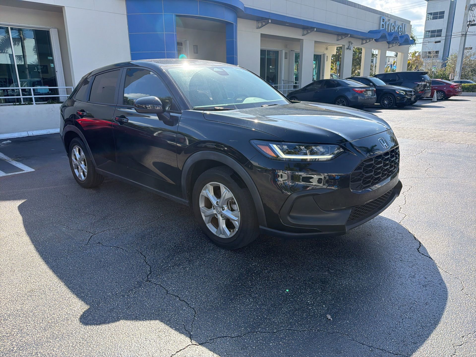 Used 2023 Honda HR-V LX video 3