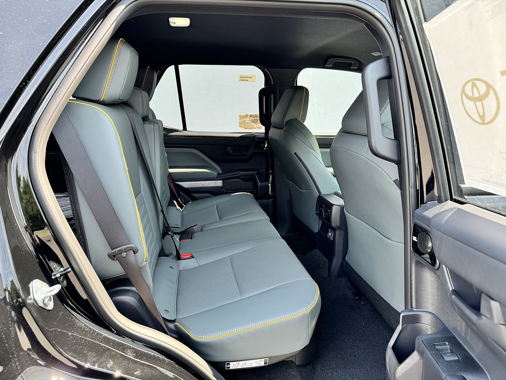 New 2026 Toyota 4Runner Trailhunter AWD/4WD image 11