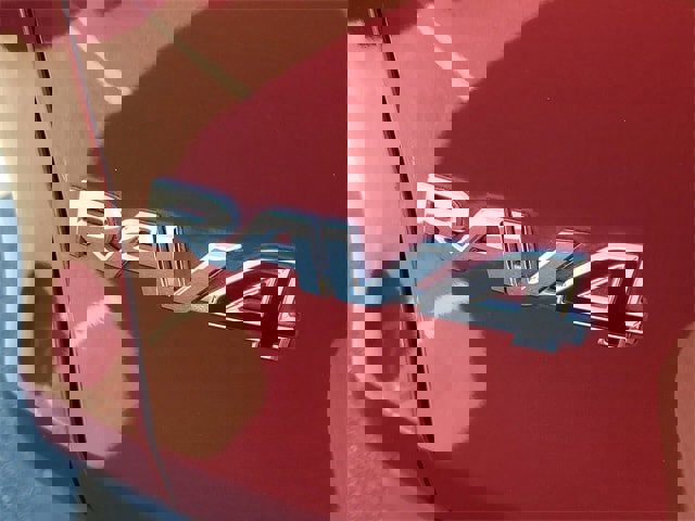 Used 2021 Toyota RAV4 XLE image 6