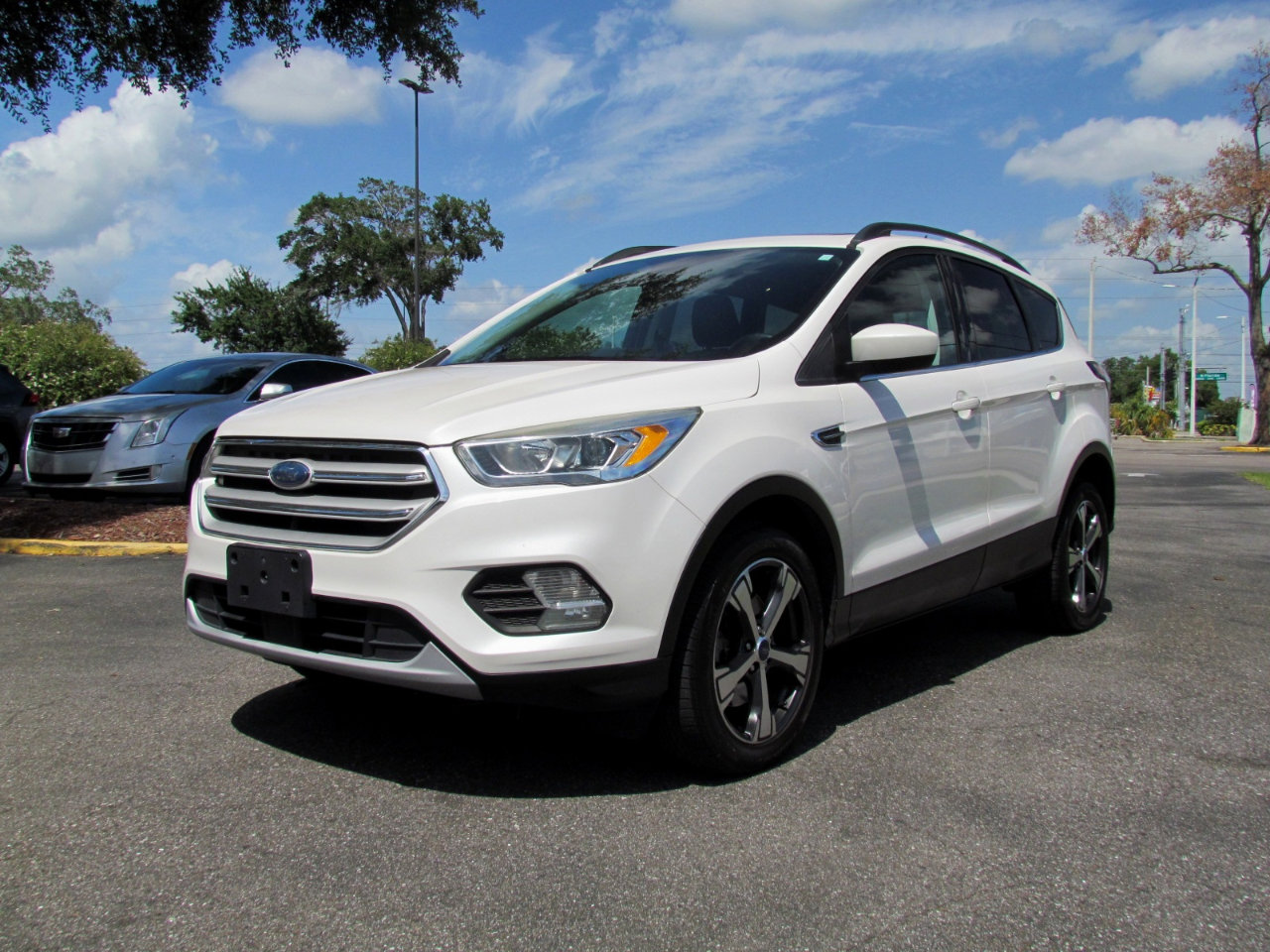 Used 2018 Ford Escape SEL w/ Ford Safe & Smart Package image 4