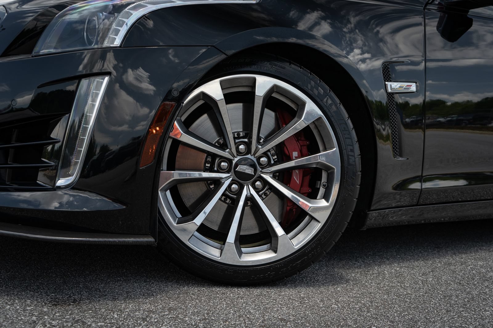 Used 2018 Cadillac CTS V RWD image 8