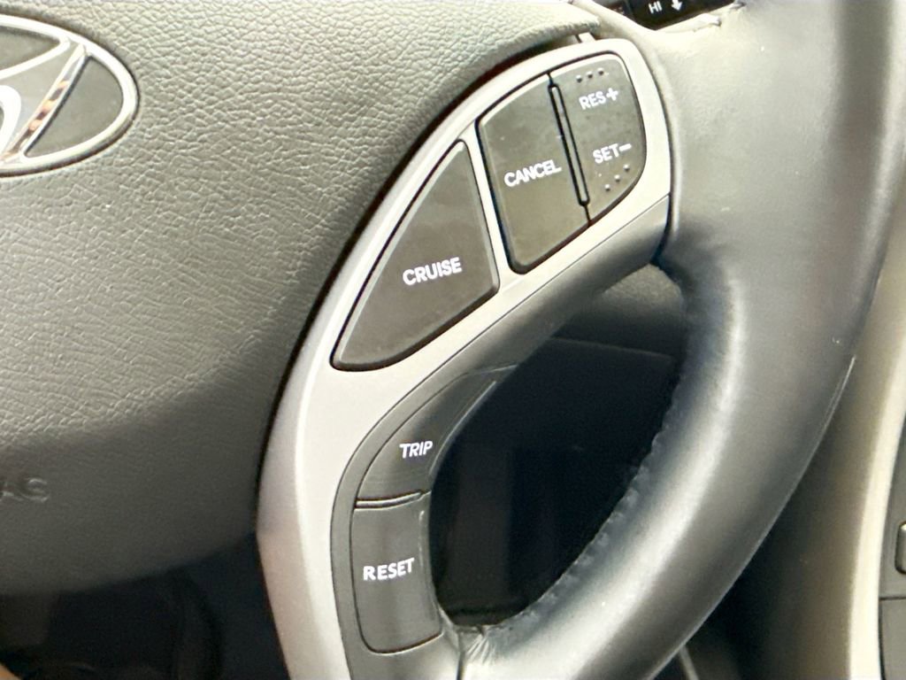 Used 2016 Hyundai Elantra Value Edition FWD image 12