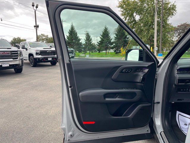 Used 2027 Kia Telluride SX Prestige X-Pro AWD/4WD image 9