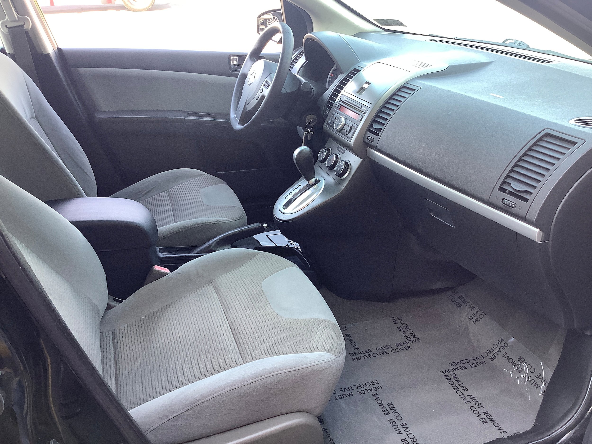 Used 2012 Nissan Sentra 2.0 SR FWD image 16