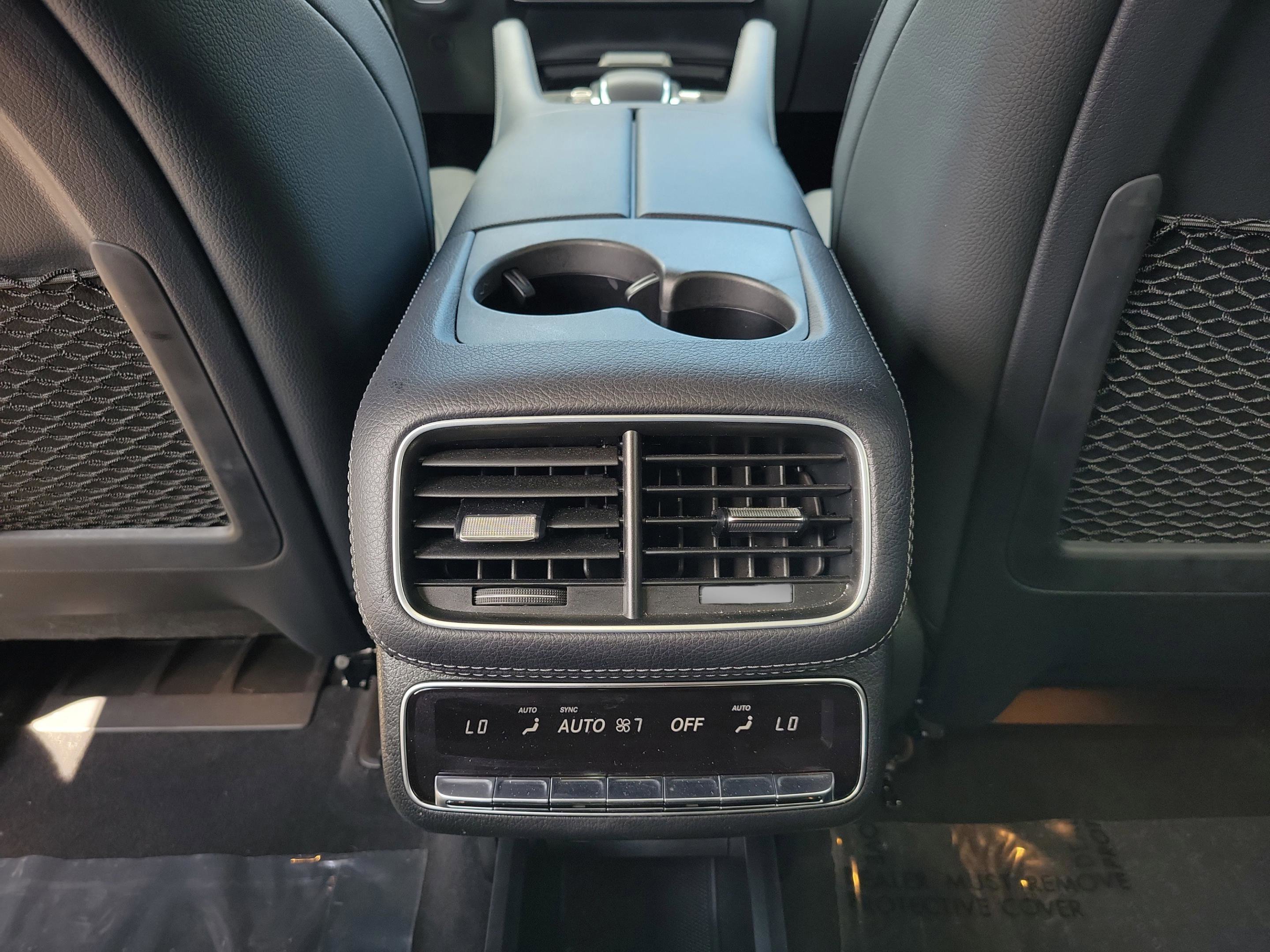 Used 2023 Mercedes-Benz GLS 450 4MATIC image 12