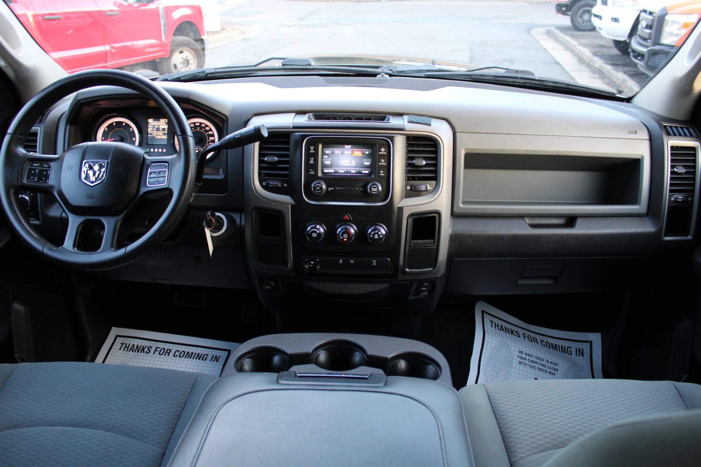 Used 2016 RAM 3500 Tradesman w/ Chrome Appearance Group RWD image 11