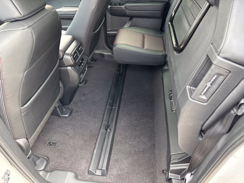 New 2026 Honda Ridgeline Black Edition image 15