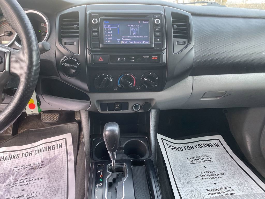 Used 2014 Toyota Tacoma 4x4 Access Cab w/ Convenience Package image 20