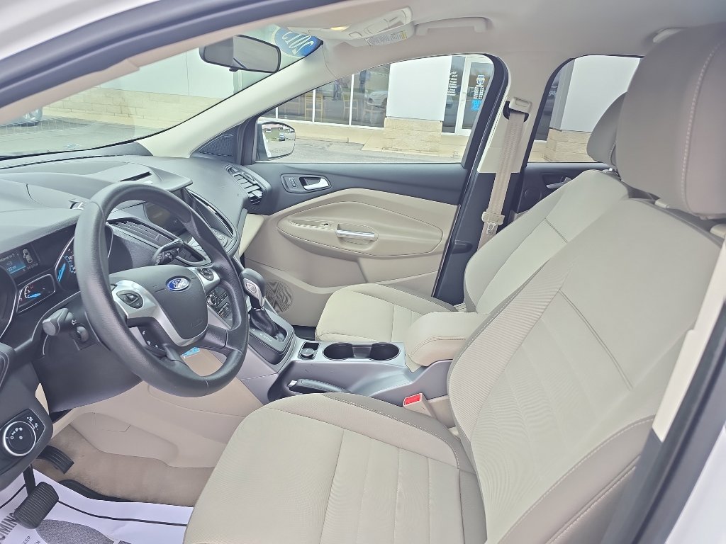 Used 2015 Ford Escape SE w/ Equipment Group 201A image 13