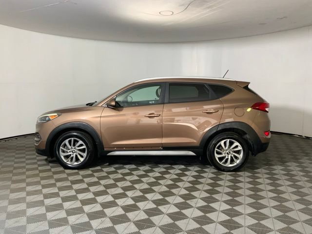 Used 2017 Hyundai Tucson SE w/ SE Popular Package 02 AWD/4WD image 8