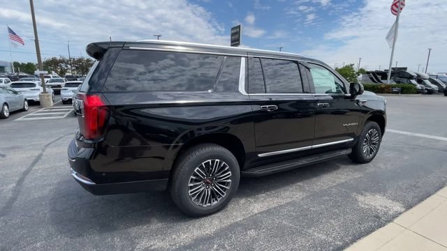New 2026 GMC Yukon XL Elevation w/ Elevation Premium Package AWD/4WD image 2