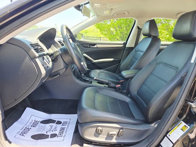 Used 2015 Volkswagen Passat 1.8T Limited Edition image 15