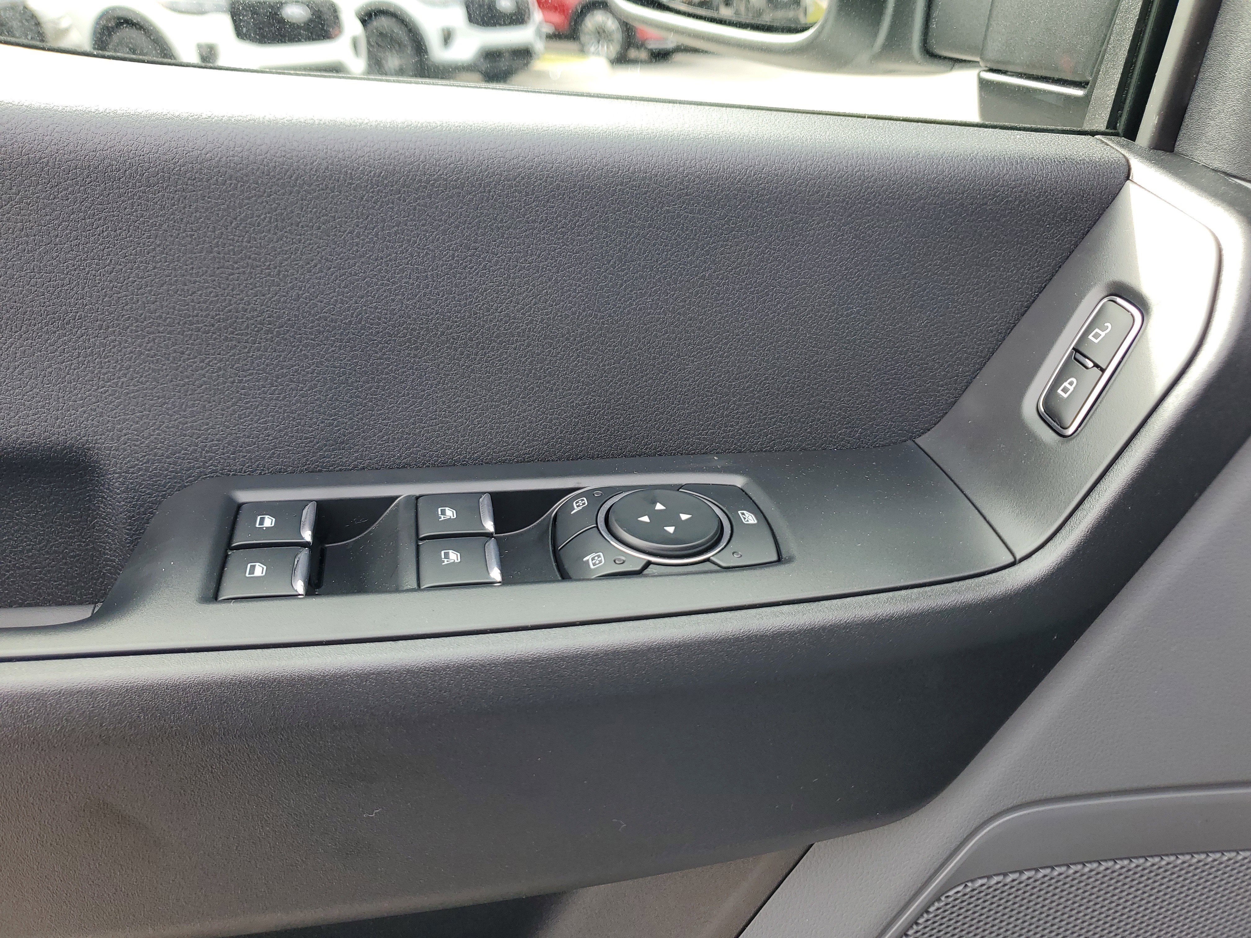 New 2026 Ford F250 XL w/ XL Chrome Package image 14