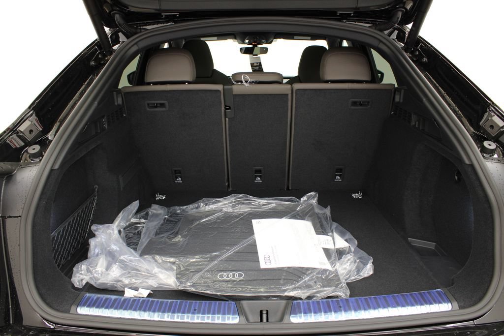 New 2026 Audi Q5 Prestige AWD/4WD image 30